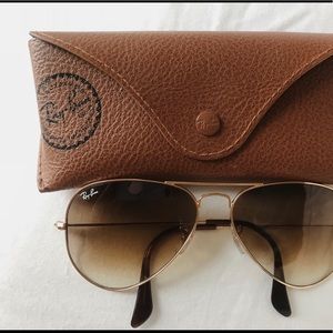 Ray-Ban’s Aviator Gold